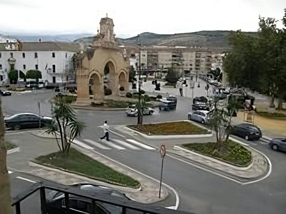 فندق هوسبيدريا كولون أنتيكيرا المظهر الخارجي الصورة